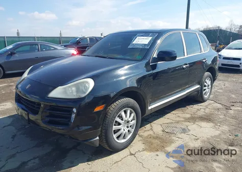 2010 Porsche Cayenne z USA, uszkodzony, nr VIN WP1AA2APXALA04998